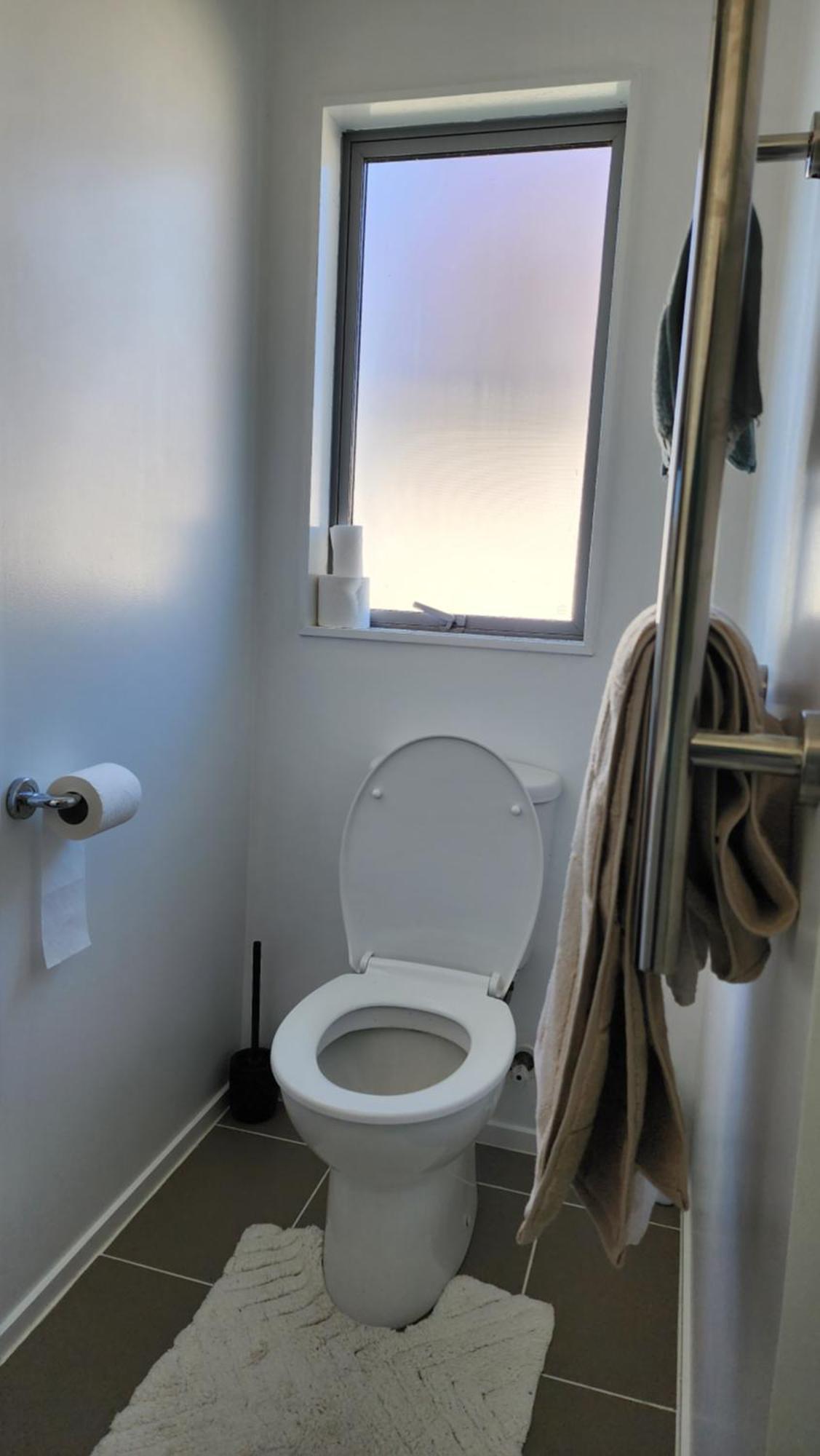 Oaktree Entire Holiday Home, Sleeps 8 To12 Distretto di Distretto di Rotorua Esterno foto