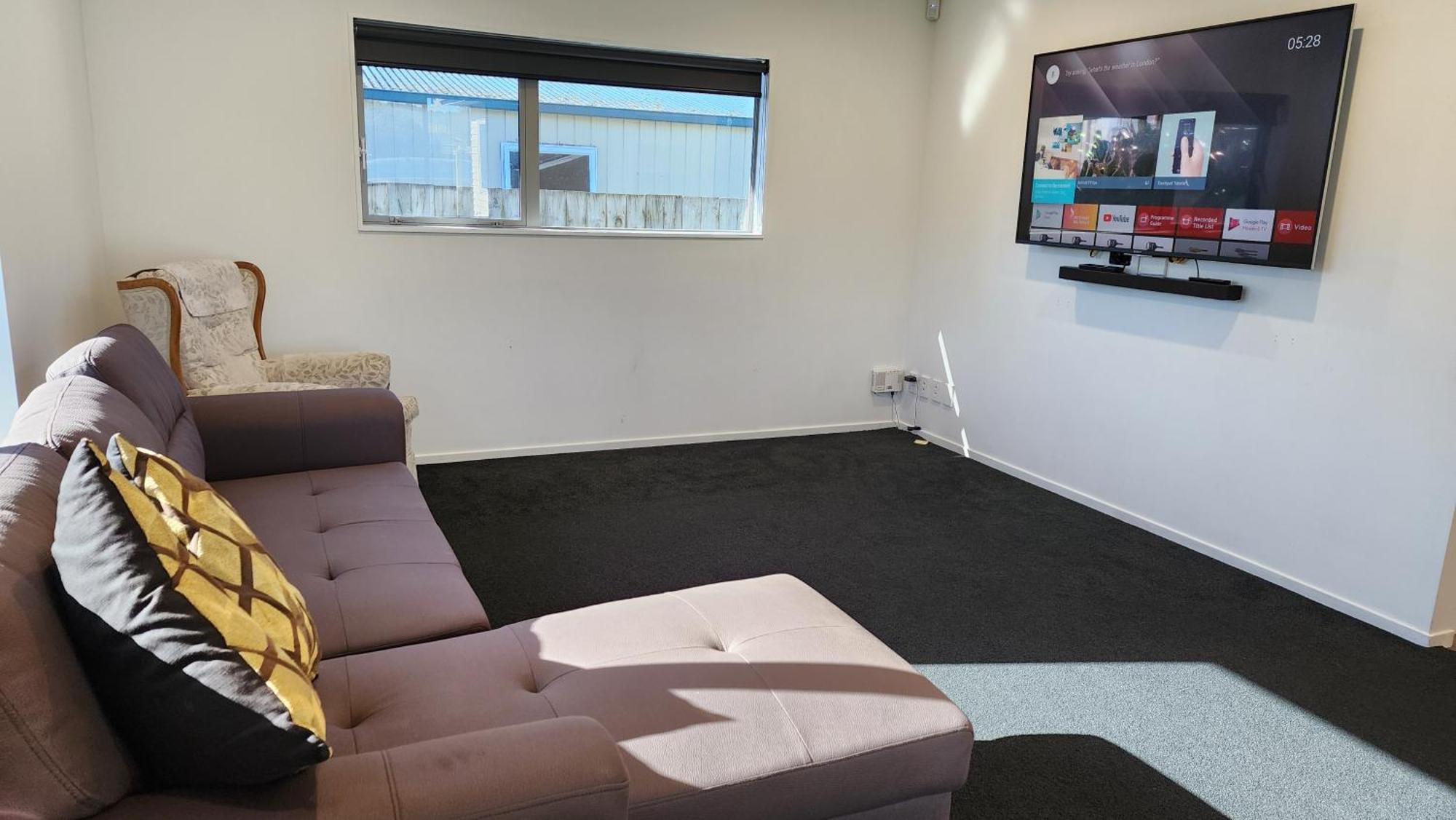 Oaktree Entire Holiday Home, Sleeps 8 To12 Distretto di Distretto di Rotorua Esterno foto