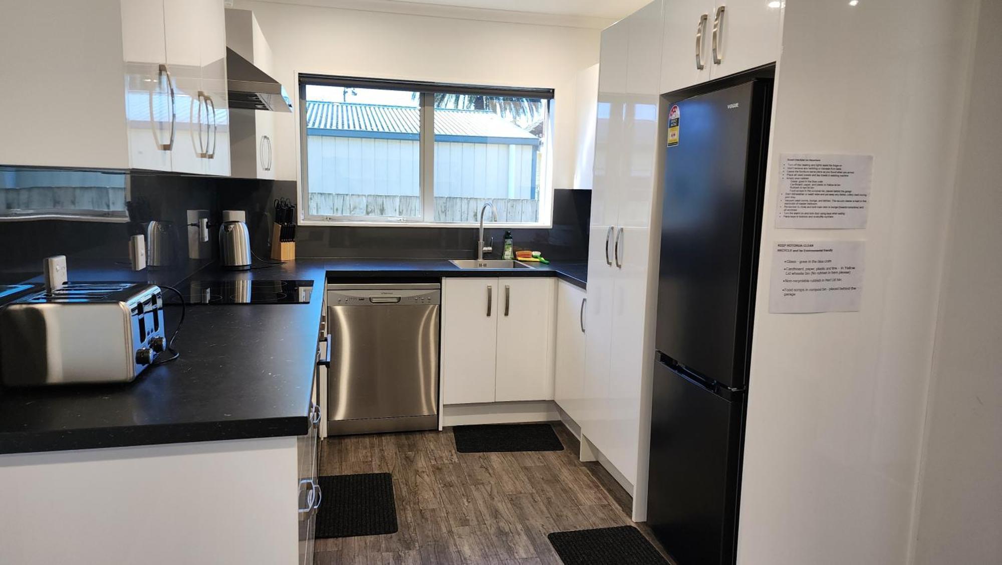 Oaktree Entire Holiday Home, Sleeps 8 To12 Distretto di Distretto di Rotorua Esterno foto